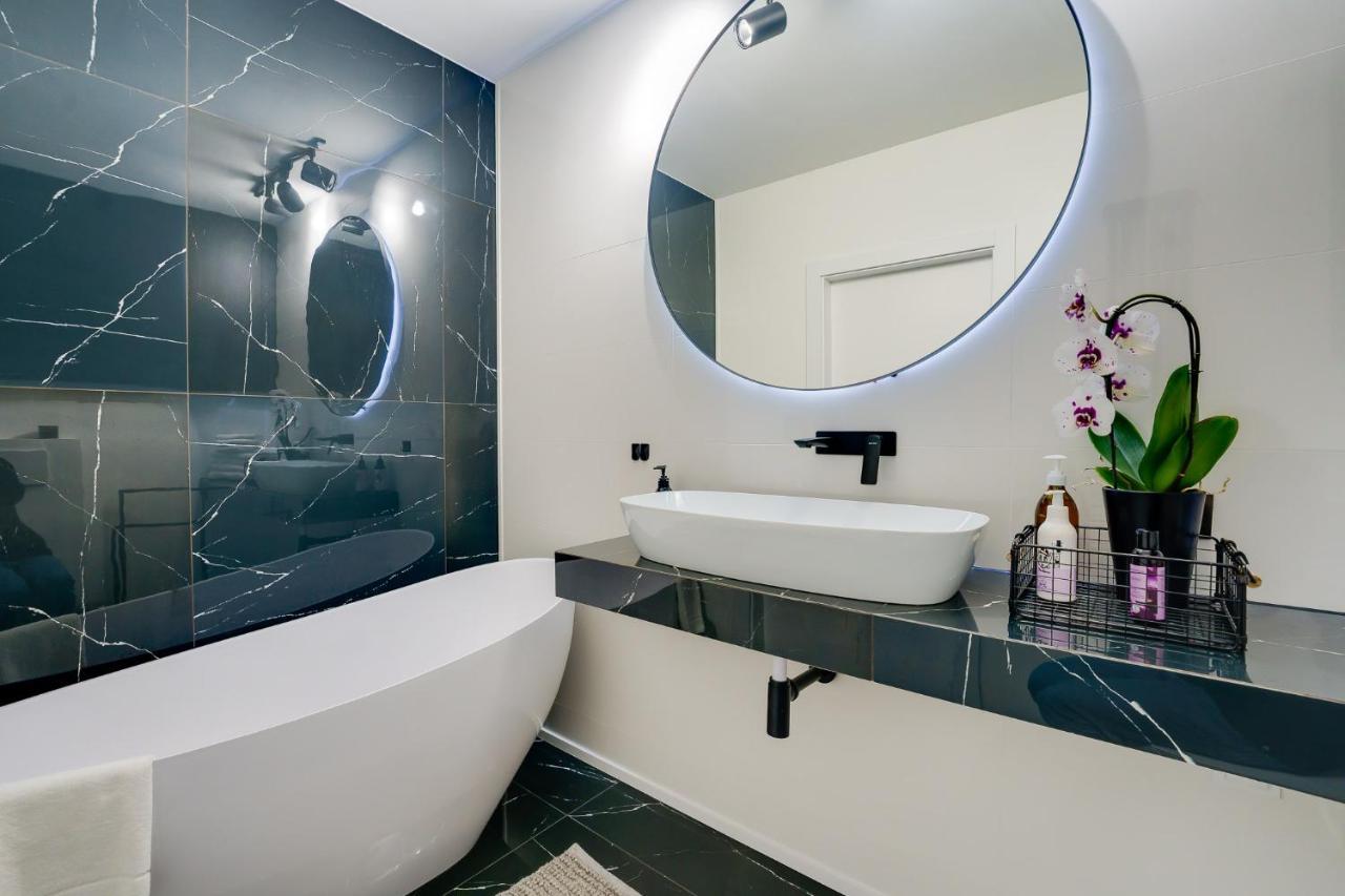 Apartament Deluxe Black Orchid Baltic Concept Дзвижино Экстерьер фото
