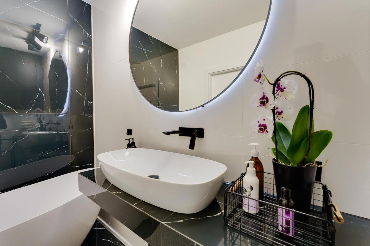 Apartament Deluxe Black Orchid Baltic Concept Дзвижино Экстерьер фото